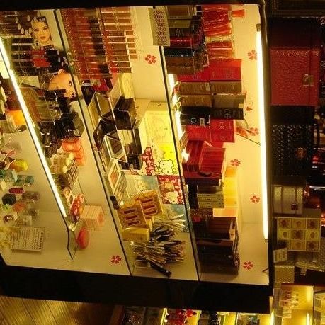 海量高清圖片助力品牌視覺(jué)，專業(yè)清關(guān)代理護(hù)航跨境業(yè)務(wù)