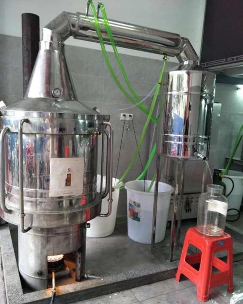 對比傳統釀酒設備,唐三鏡釀酒設備是如何確保產量和提升質量